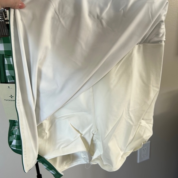 Green Trellis 16 Inch Piped Golf Skirt
TNUCK SPORT - Picture 8 of 9